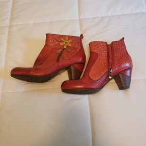 L'ARTISTE Spring Step Red Boots 8